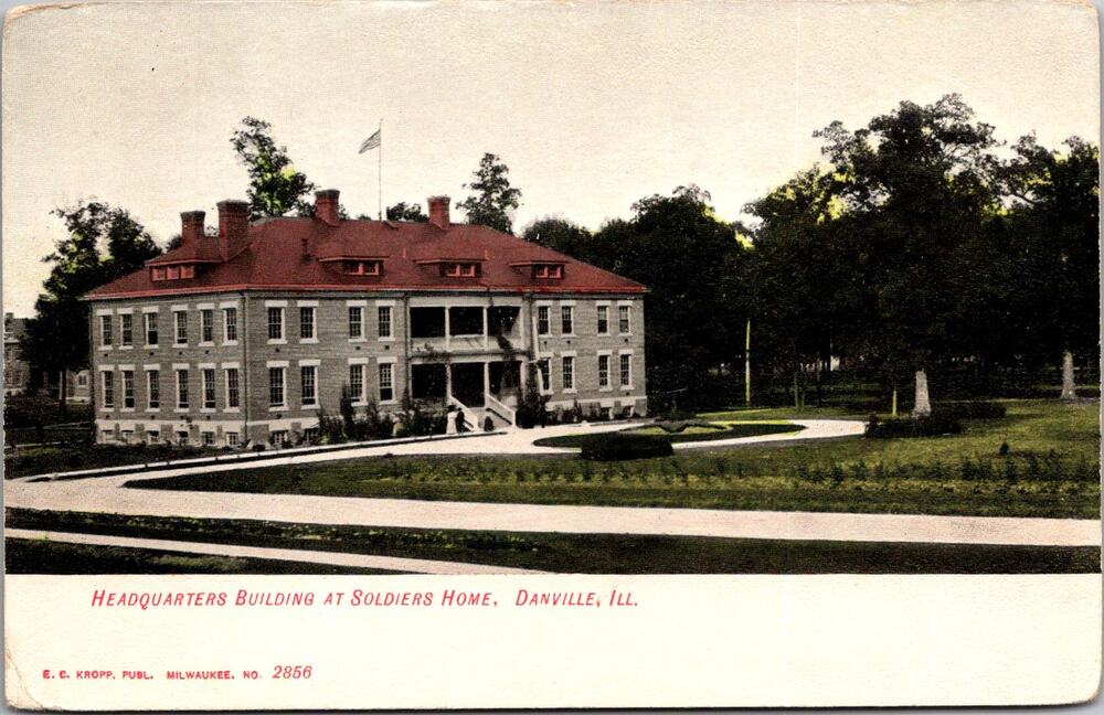 The Headquarters Building at Soldiers' Home Danville IL Vintage Postcard SP6-18